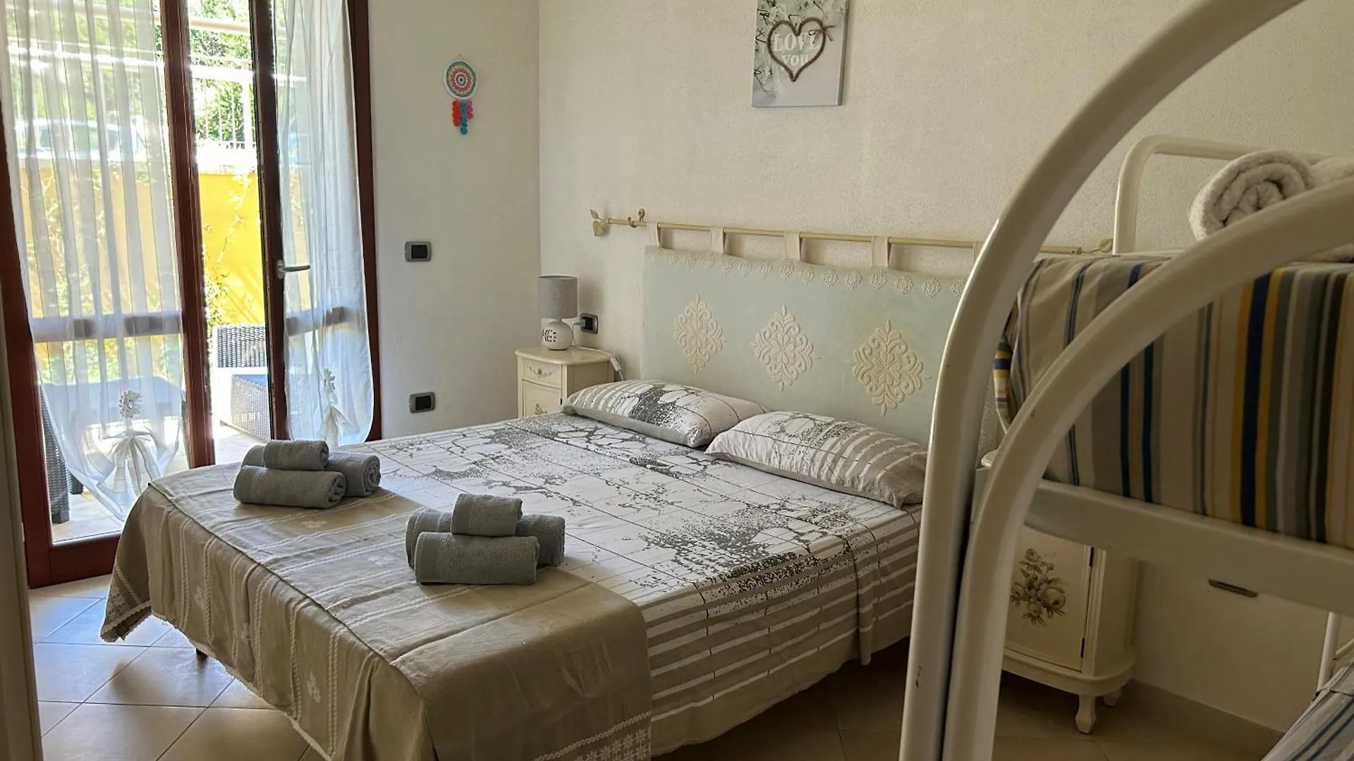 La Casa Azzurra Apartment La Maddalena  Italy